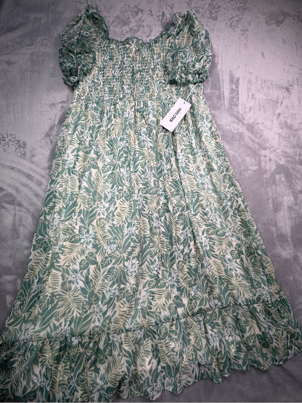 Mimi Chica Green Women’s Summer Beach Dress Floral Smocked Puff-Sleeve 2X (L)